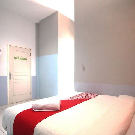 OYO 1448 Kartini Residence Syariah Bandar Lampung Bagian luar foto